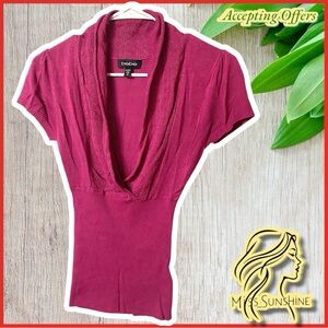 BEBE -Sz XS - short sleeved sweater top with wrap optic and elastic bottom / hem